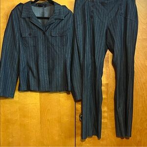Classic Pinstripe Pantsuit Size 16
